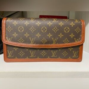 Vintage Louis Vuitton Brown and Tan Monogram Clutch